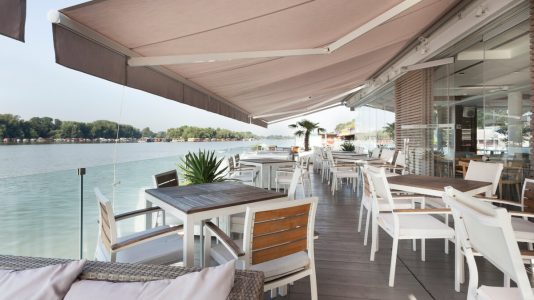 decorar-terraza-restaurante-bar