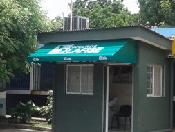 marquesina publicitaria