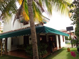 marquesinas para puertas entrada modernas