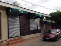 marquesinas para puertas exteriores